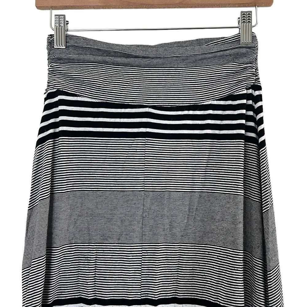 Merona | Stretchy black/white striped maxi skirt size small